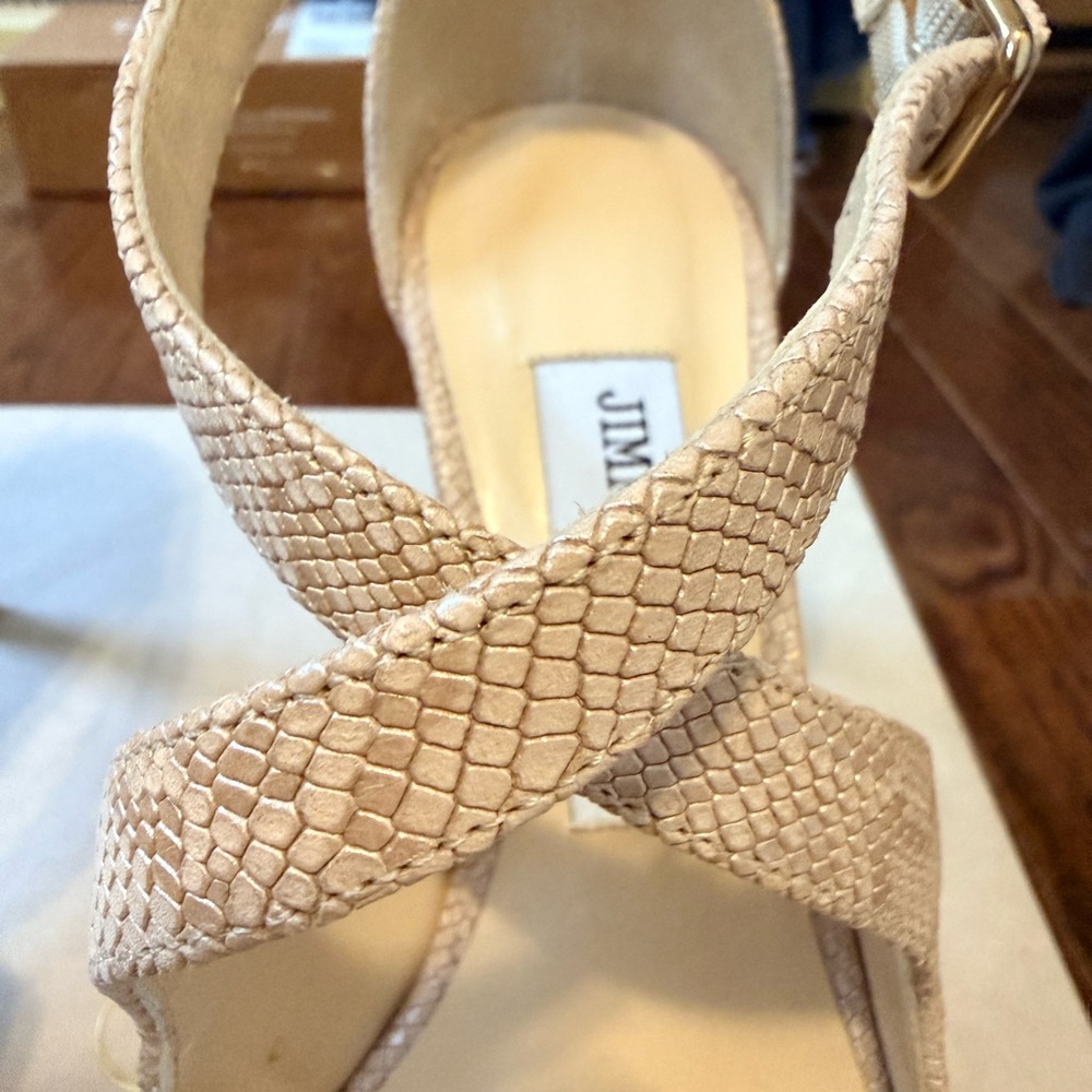 Jimmy Choo Emily 85 Nude embossed leather heels.
New in box. Size 6.5
STUNNING - Picture 3 of 13